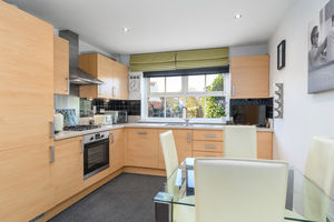 Photo 7- click for photo gallery